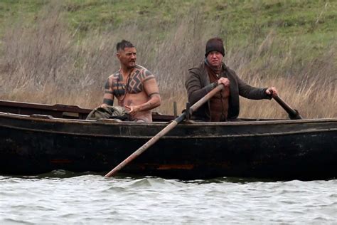 Tom Hardy Strips Naked On Taboo Film Set And The Reaction Isn T Surprising The Mirror
