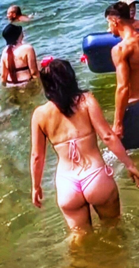 Polski Milf Reklamuje Na Plazy Swoje Dupsko W Rozowym Bikini Free Asses Porn Photo