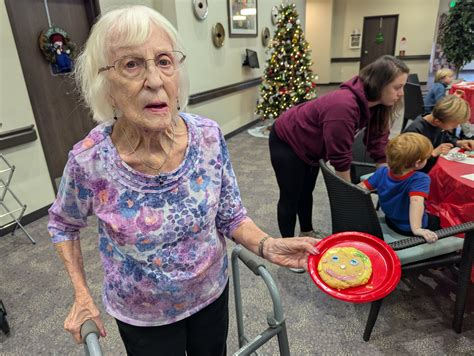 Passport Photo Services at 1095 Hilltop Drive in Redding 28