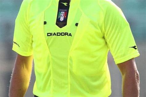 Ufficiale Spezia Napoli Designato L Arbitro Del Match