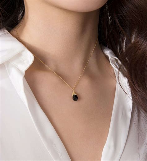 Black Onyx Stone Pendant Necklace Ocean Venus