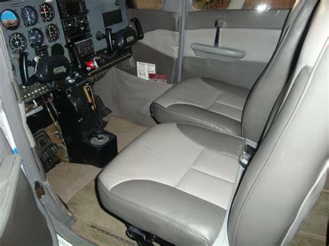 Cessna 172 Skyhawk Interior