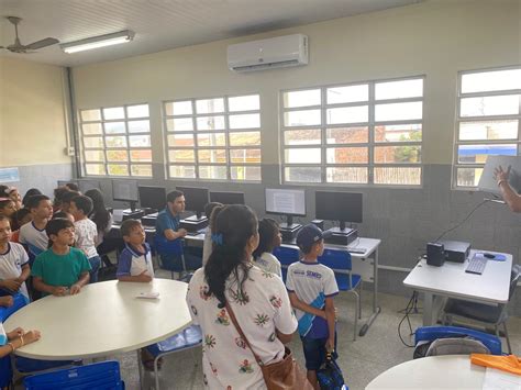 Escola Municipal De Ensino Fundamental Odir Garcia Araújo Profa - 8