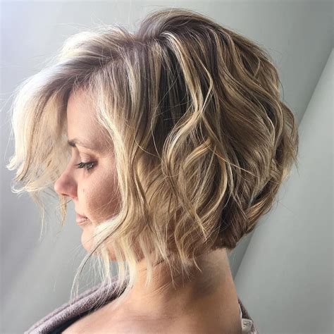 Short Angled Bob Wavy Hair Beach Waves Bohemian Hair Blonde Highlights