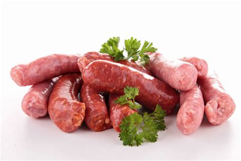 Скачать фотообои для рабочего стола: Колбаски из мяса, свежее мясо ...