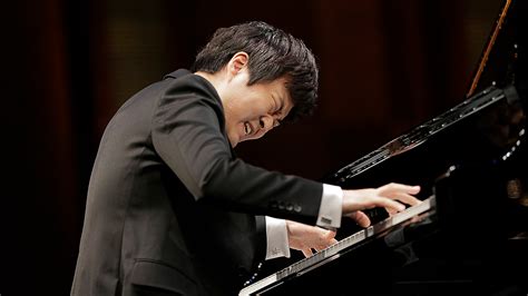 XVI Van Cliburn International Piano Competition: Finals (II/IV)