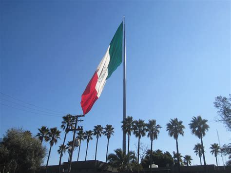 The Large Mexican Flag In Tijuana Mexico Admiring The Larg Flickr