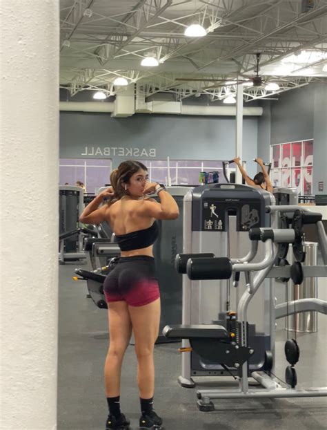 Y On Twitter Latina Mamiiii Https T Co Xzw Lujumw Twitter