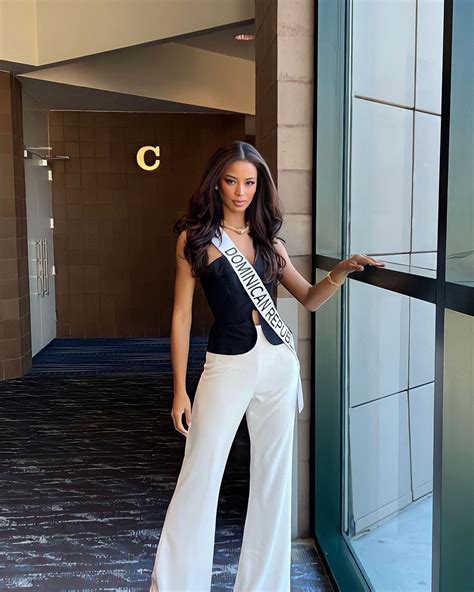 Photos From Miss Usa 2019 Evening Gowns Artofit