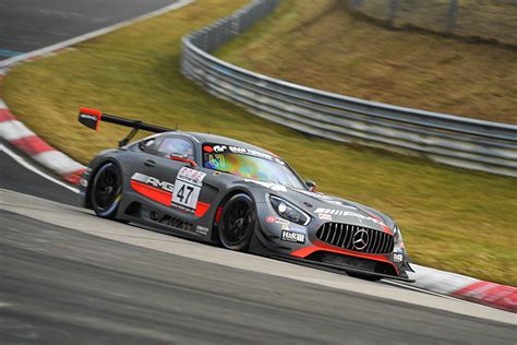 Two Mercedes AMG GT3 in the top ten in season opener at the Nürburgring