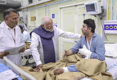 Red Fort blast: PM Modi meets survivors, says those behind conspiracy