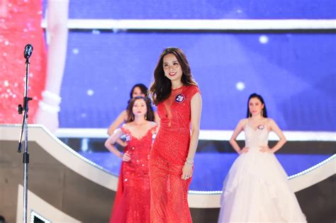 Ngắm nhan sắc lộng lẫy của dàn thí sinh Miss Bikini CENGROUP trong đêm Bán kết Missbikini