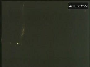 Le Battant Nude Scenes Aznude