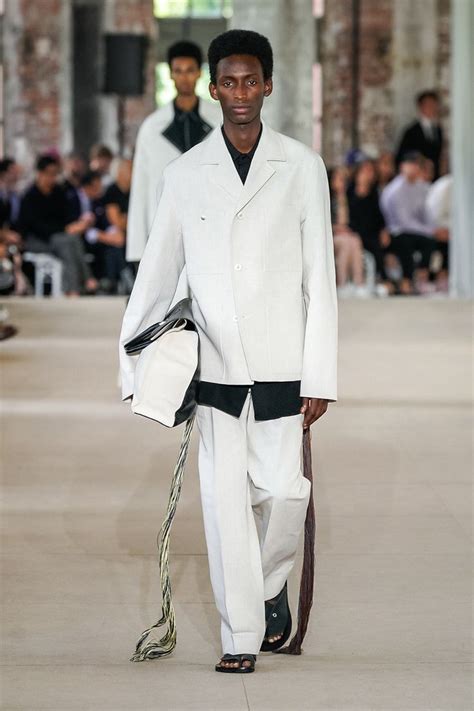 Jil Sander Spring 2020 Menswear Collection Vogue Menswear 2020