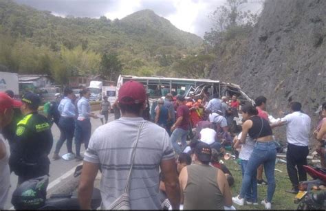 Grave Accidente En Via Bogota La Vega Reporte De Muertos E Hipotesis