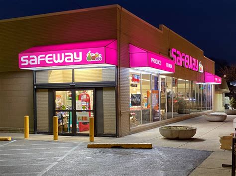 Safeway supermarkets switches to employee-owned structure ...