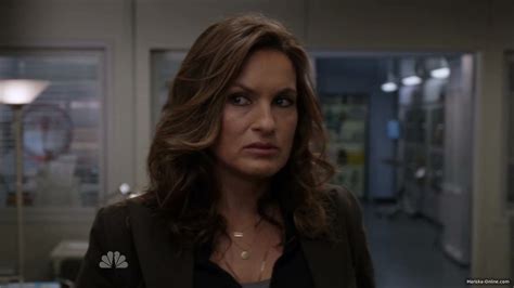 Mariska Hargitay Olivia Benson Season 13 New Hair Her Hair