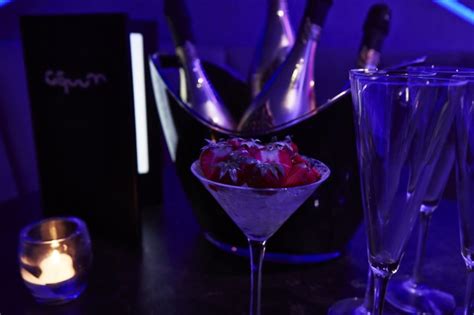 Aquum Bar Clapham | London Bar Reviews | DesignMyNight
