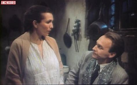 Голая Ясна Бери в Sex Party Enemy No 1