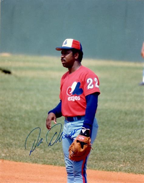 AUTOGRAPHED DAN DRIESSEN 8x10 Montreal Expos Photo Main Line Autographs