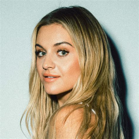 Kelsea Ballerini Concert & Tour History (Updated for 2024) | Concert