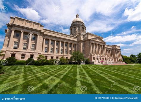 Kentucky State Capitol Building Stock Photo Image Of Exterior