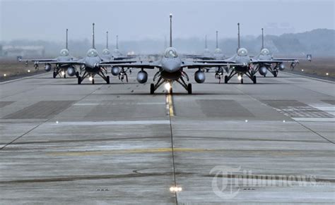 Pesawat Tempur F V Fighters Taiwan Latihan Anti Serangan Udara China