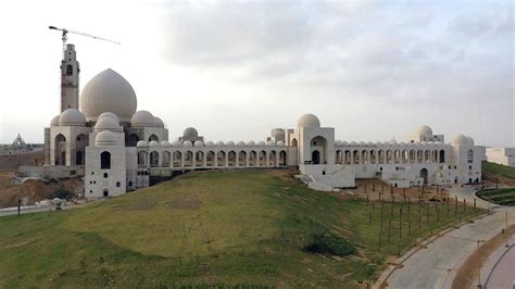 Grand Jamia Masjid Karachi Bahria Town