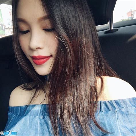 Hot girl Ngô Phương Linh