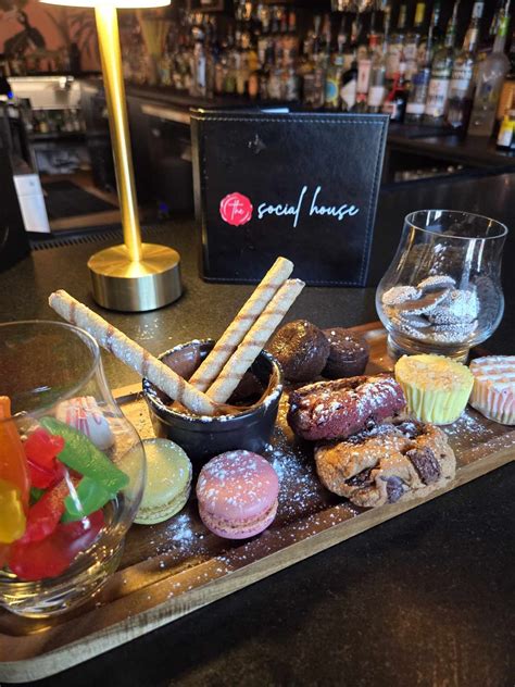 the social house restaurant 8