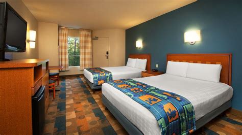 Pop Century Resort: Refurbished Rooms Add Deluxe-Feel to Value ...