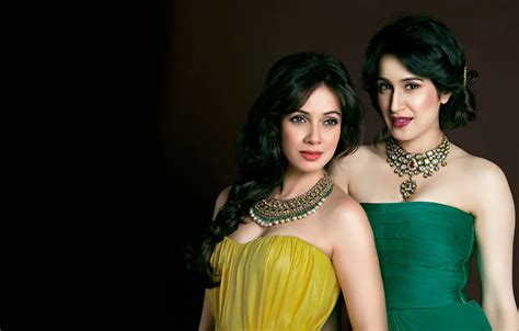 Wallpaper Girl Hot Sexy Eyes Smile Beautiful Figure Model For Mobile And Desktop Section