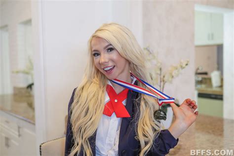 Debaters With Kenzie Reeves And Vina Sky Debaters With Kenzie Reeves And Vina Sky Porn Pic