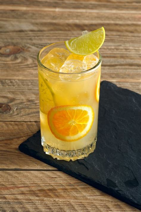 Vodka and Orange Juice Cocktail Stock Image - Image of cold, lime: 191835185