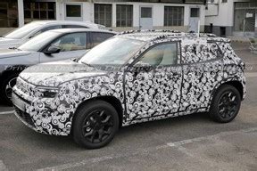 2023 Jeep ‘Baby Renegade’ spied in testing | Driving