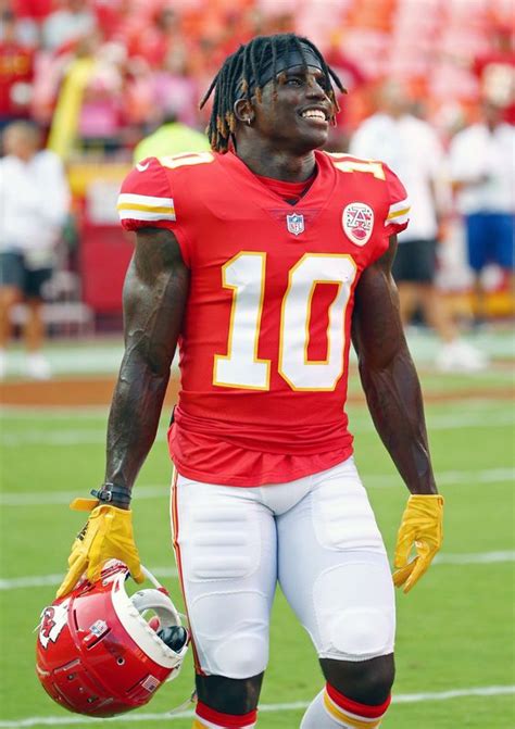 Tyreek Hill Net Worth - All Exam Review