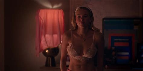 Nude Video Celebs Milly Alcock Sexy Meghann Fahy Sexy Julianne Moore Sexy Sirens S01 2025