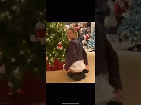 Girl Flashing Ass In Public YTboob