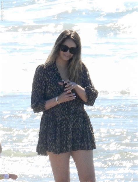 April Love Geary Nude OnlyFans Leaks Fappening Page 9 FappeningBook