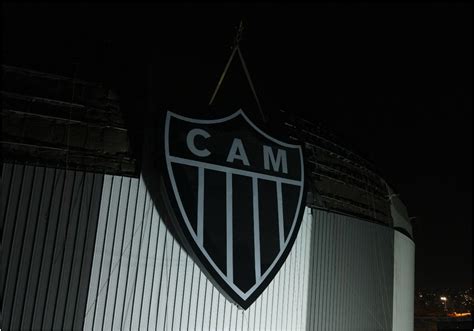 Arena Mrv Primeiro Escudo Do Galo é Instalado Veja Registros