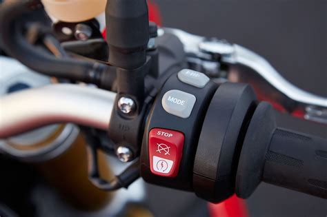 World Premier Bmw R R Naked Roadster Bimmerfile