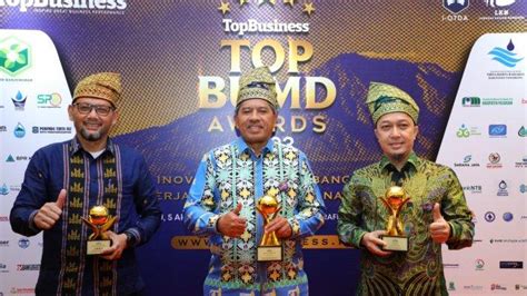 Bupati Siak Raih Penghargaan Top Pembina BUMD 2023 Tribunpekanbaru