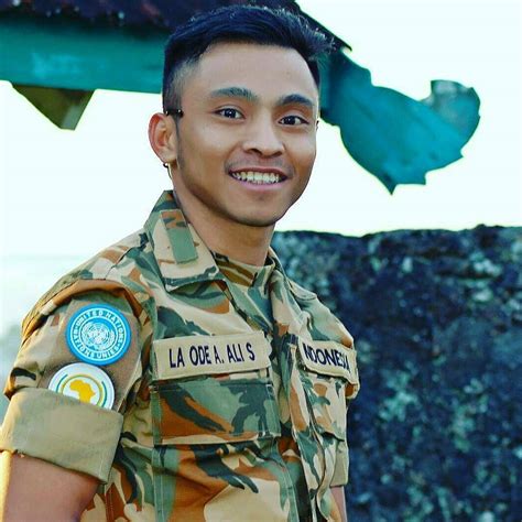 Model Rambut Pendek Pria Tentara Model Rambut Pendek 2019