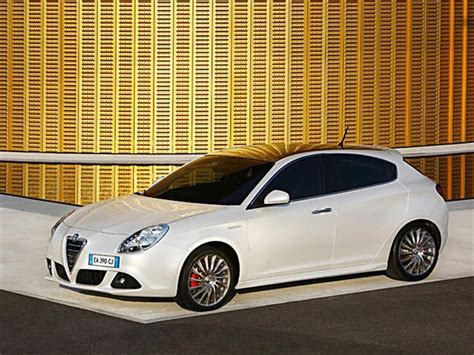 Alfa Romeo Giulietta nuevos precios del catálogo y cotizaciones