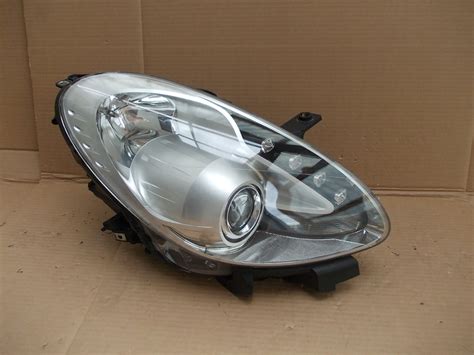 Alfa Romeo GIULIETTA lampa przód prawa zwykła LED 7415077777