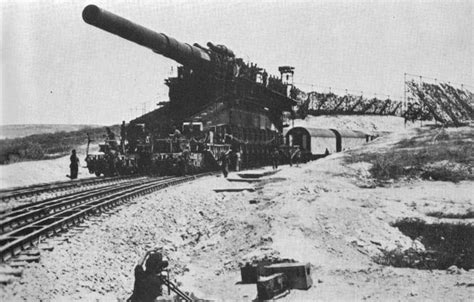 Schwerer Gustav Along With The Dora Were Twin Ultra Heavy Railway