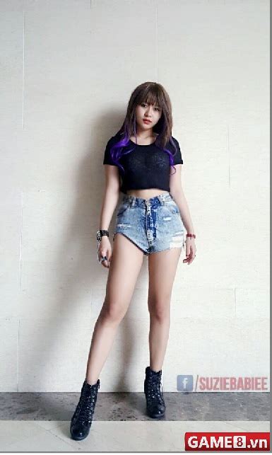 Gặp gỡ hot girl Suzie Mẫn Nhi Cô đào nóng bóng trong làng stream game