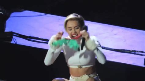 Miley Cyrus Nude Porn Videos Sex Tapes XHamster