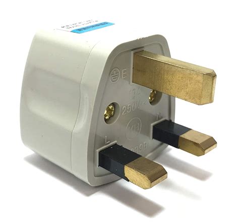 Seven Star Universal Travel Plug Adapters For UK Ireland UAE Multi