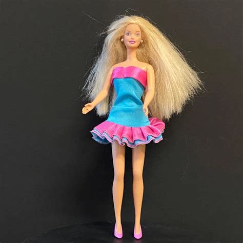 BARBIE MATTEL 1998 Twist N Turn Blonde Aux Yeux Violets EUR 8 00 PicClick FR